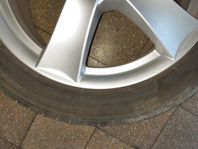 Letní kola 205/55/17 5x114,3 ET48 - 4