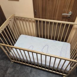 Prodám děts. postýlku 60x120cm Scarlett s koleč. vč. matrace - 4