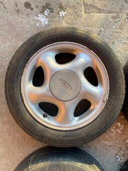 Alu kola Ford R15 - 4