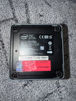 Intel NUC 8 - Core i5 - 16GB DDR4 - 2x250GB SSD - 4