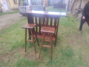 BAROVÝ STŮL+ 4 ŽIDLE MASIVNÍ - 4