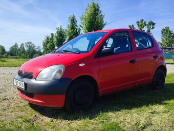 Toyota Yaris 1.0 - 4