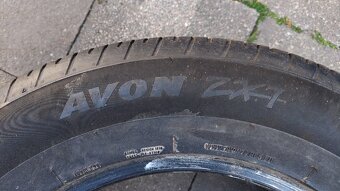 AVON 235/65 R17 - 4