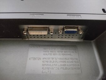 Monitor Samsung - 4