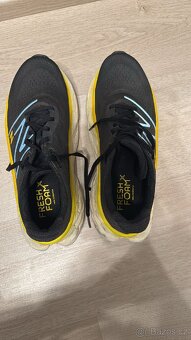 Pánské běžecké boty New Balance Fresh Foam More v4 - 44,5 - 4