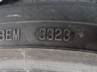 1ks zánovní letní pneu 225/40 R18 Semperit - 4