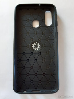 Kryt Samsung A40 - 4