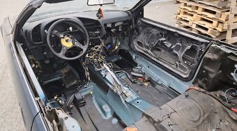 BMW E36, 2.5 i cabrio .... karoserie original 2.5 - 4