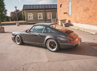 Porsche 911 Carrera 2 (964), r. v. 1992 – 250 koní - 4