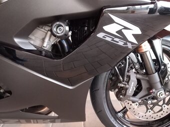 Suzuki GSX-R 1000 K5 Matte black limited edition - 4