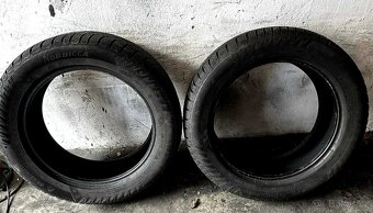 Sada 2 kusů zimních pneumatik 215/55 R17 Cena za vše - 4
