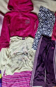 ZNAČKOVÉ OBLEČENÍ VEL 104,PO JEDNOM DÍTĚTI,SUPER STAV,DISNEY - 4