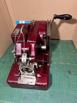 Obuvnický šicí stroj na kůži Frobana - 4