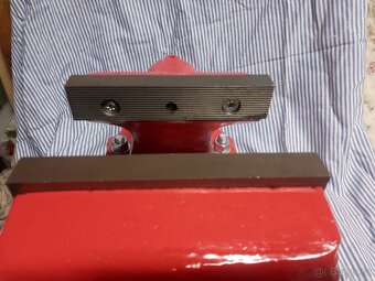 Svěrák York 125 - 4