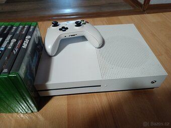 Xbox One S 1TB - 4