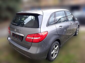 Mercedes Benz B200 perfektní stav, nová stk spotřeba l5 /100 - 4