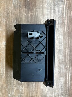 Popelník Octavia 1 - 4