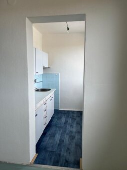Pronájem bytu 3+kk o rozloze 67 m2, ulice Za Krejcárkem, Mil - 4