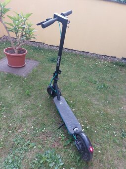 Elektrokoloběžka Lamax - 4