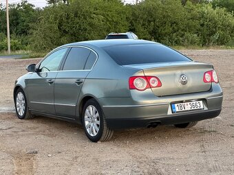 Volkswagen Passat B6 - 4