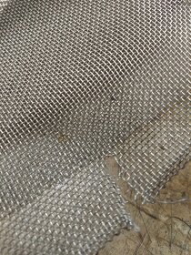Nerezová síťovina proti hmyzu. 1 kus, 950x950mm, 0,4mm drát - 4