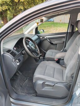 Volkswagen Touran 1.9.tdi - 4