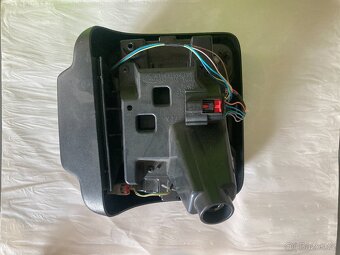 Zadní LED světlo levé Jeep Wrangler 68376497AA - 4