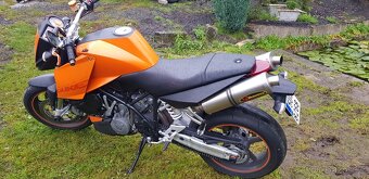 KTM 990 SUPERDUKE - 4