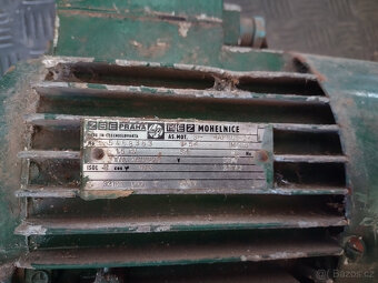 Elektromotor 3f, typ 4AP90S-2 - 4