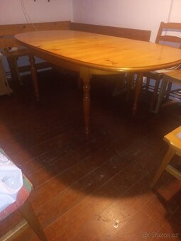Jídelní stůl. - 4