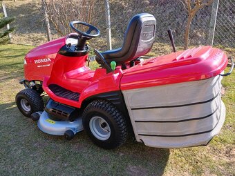 Zahradní traktor Honda 2622 - 4