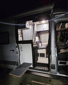 Obytný sprinter 3.0 v6 4x4 - 4