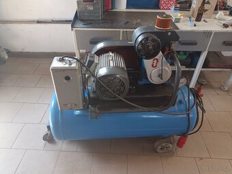 Vyvažovačka,zouvačka kompresor - 4