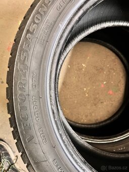 2ks. 235/45 R17 97Y celoroční GoodYear - 2018 - 4