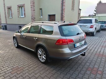 VW Passat B7 Alltrack 2.0 Tdi 125 kW DSG 4x4 combi - 4