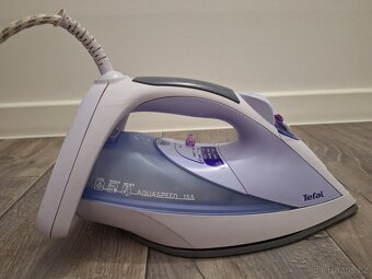 Napařovací žehlička TEFAL - 4