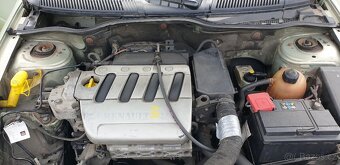 Renault Megan - 4