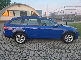 Škoda Octavia 3 combi SCOUT, 2.0TDI 135kW 4x4 DSG LED - 4