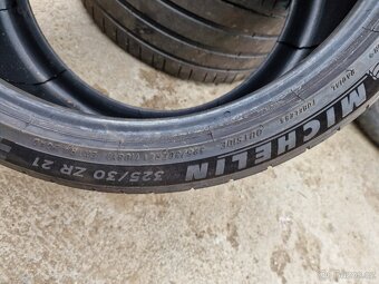 2 ks letní pneu 325/30 ZR 21 Michelin 5-7 mm 2023 - 4