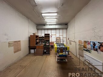 PRONÁJEM SKLADU - DÍLNY O VÝMĚŘE 138m2 V ADAMOVĚ U BLANSKA - 4