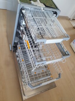 Myčka Miele 45cm nerez autoOpen - 4