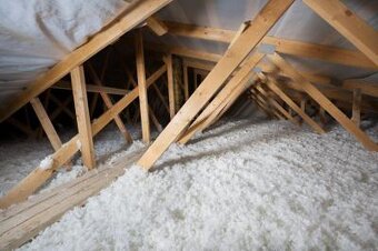 Foukaná i pěnová stříkaná izolace a Anhydrit Morava - 4