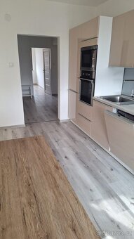 Prodej bytu 4+1 s garáží po kompletní rekonstrukci - bez RK - 4