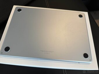 Apple Macbook Air M4 15,3", 16/256GB sky blue, záruka 3/27 - 4