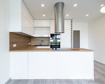 Pronájem bytu 3+kk, Zlochova, Modřany, 29990 Kč/měs, 77 m2 - 4