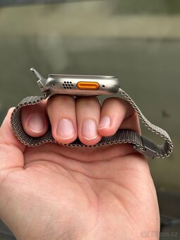 Apple Watch Ultra (49mm, Titan) - 4