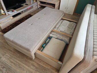 Rozkládací pohovka - 4