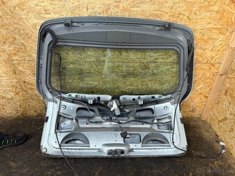 VÍKO KUFRU RENAULT LAGUNA II KOMBI - 4