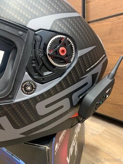 Helma na Motorku LS2 FF 811 Top stav - 4