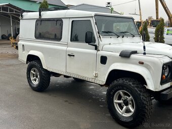 LAND ROVER DEFENDER 110 TD4 - 4